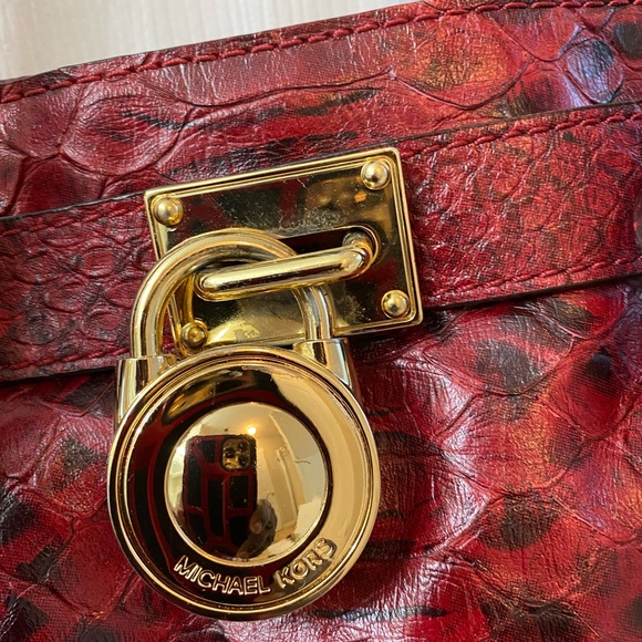 Michael KORS Hamilton burgundy chain link red leather python embossed  bag - Picture 3 of 8
